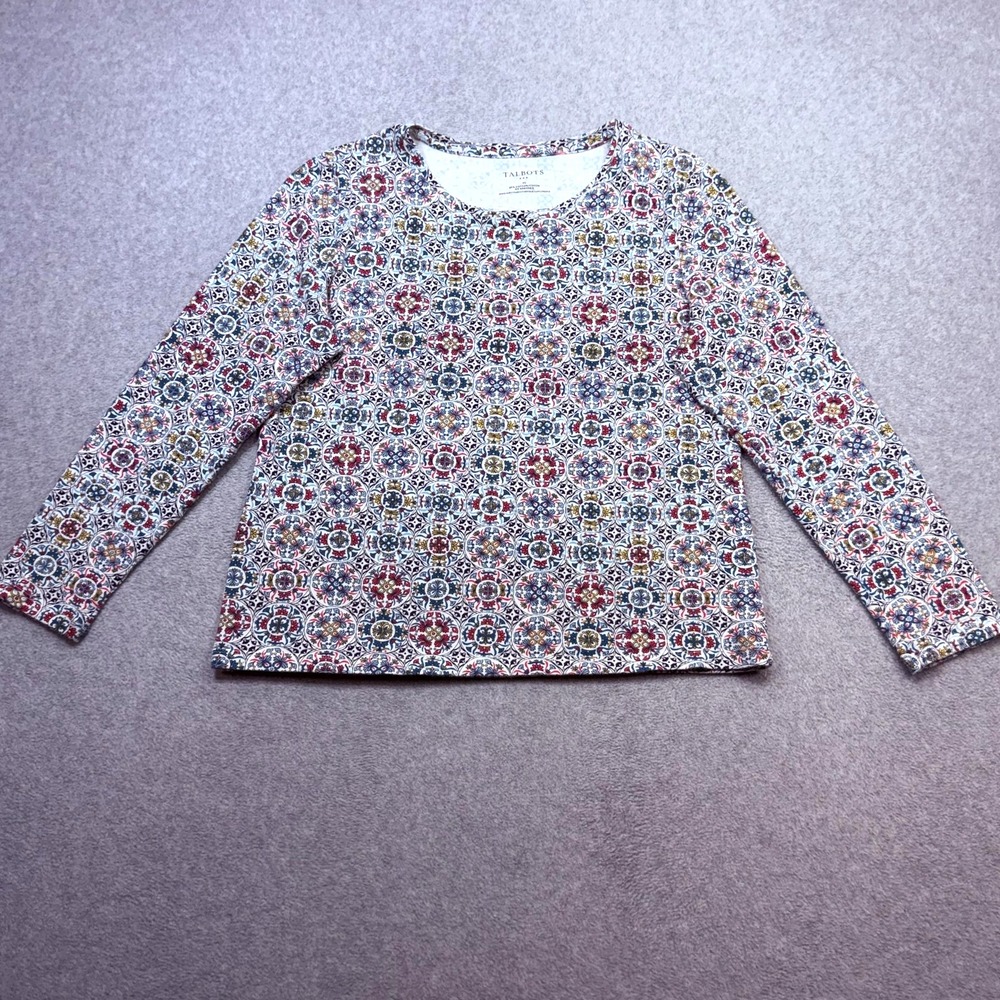 Talbots Tee Shirt Womens Medium Blue Red Geo Long Sleeve Crewneck Crop Knit